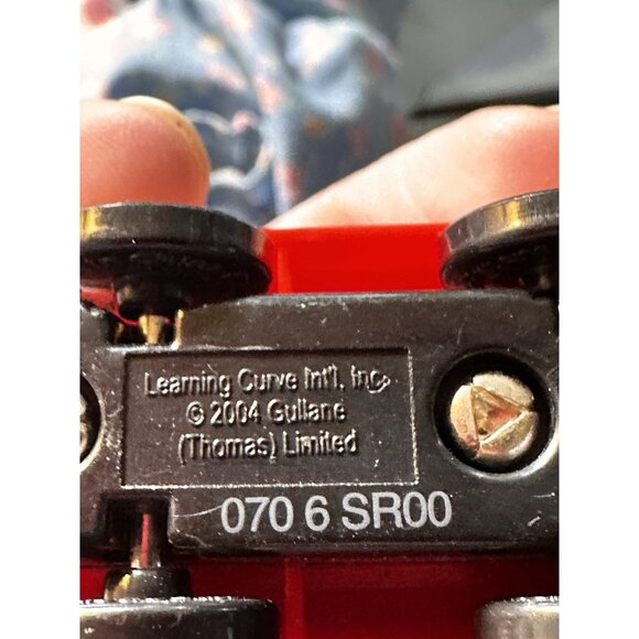 Thomas & Friends Take n Play Along 2004 Vtg Sodor Paint Works Train Shark Car-1 - Picture 6 of 7